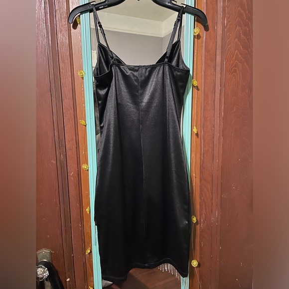 Black Hoco Formal Dress Size Medium Women’s fits like a Small - Picture 2 of 5